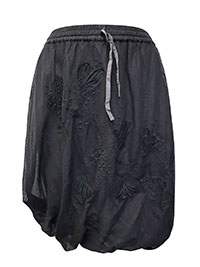 GudrunS. BLACK Embroidered Mesh Overlay Bubble Hem Skirt - Size 12/14 to 20 (M to XL)