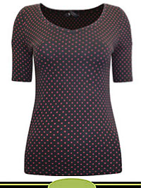 BLACK Pure Cotton Spot Print V-Neck Half Sleeve T-Shirt - Size 6