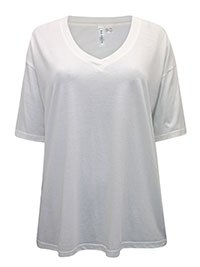 IVORY Pure Cotton Short Sleeve V-Neck Top - Size 10/12 to 18/20 (S to L)