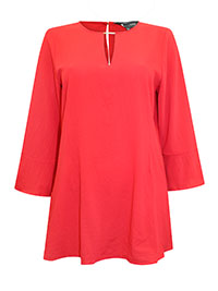 S/DAR RED Keyhole Detail Fluted Cuff Tunic Top - Size 10 to 20