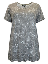 KHAKI Floral Print Short Sleeve Crinkle Top - Size 12 to 18 (S to XL)
