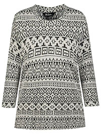 ULLAP GREY Tribal Stripe Jacquard Round Neck Stretch Knit Top - Plus Size 24/26 to 32/34 (US 20/22 to 28/30)