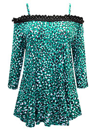 GREEN Print Crochet Hem 3/4 Sleeve Cold Shoulder Top - Plus Size 20 to 28